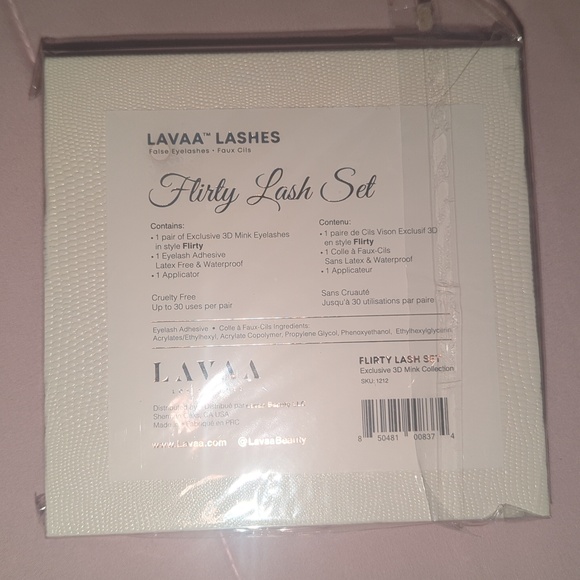 Lashes - Picture 2 of 3